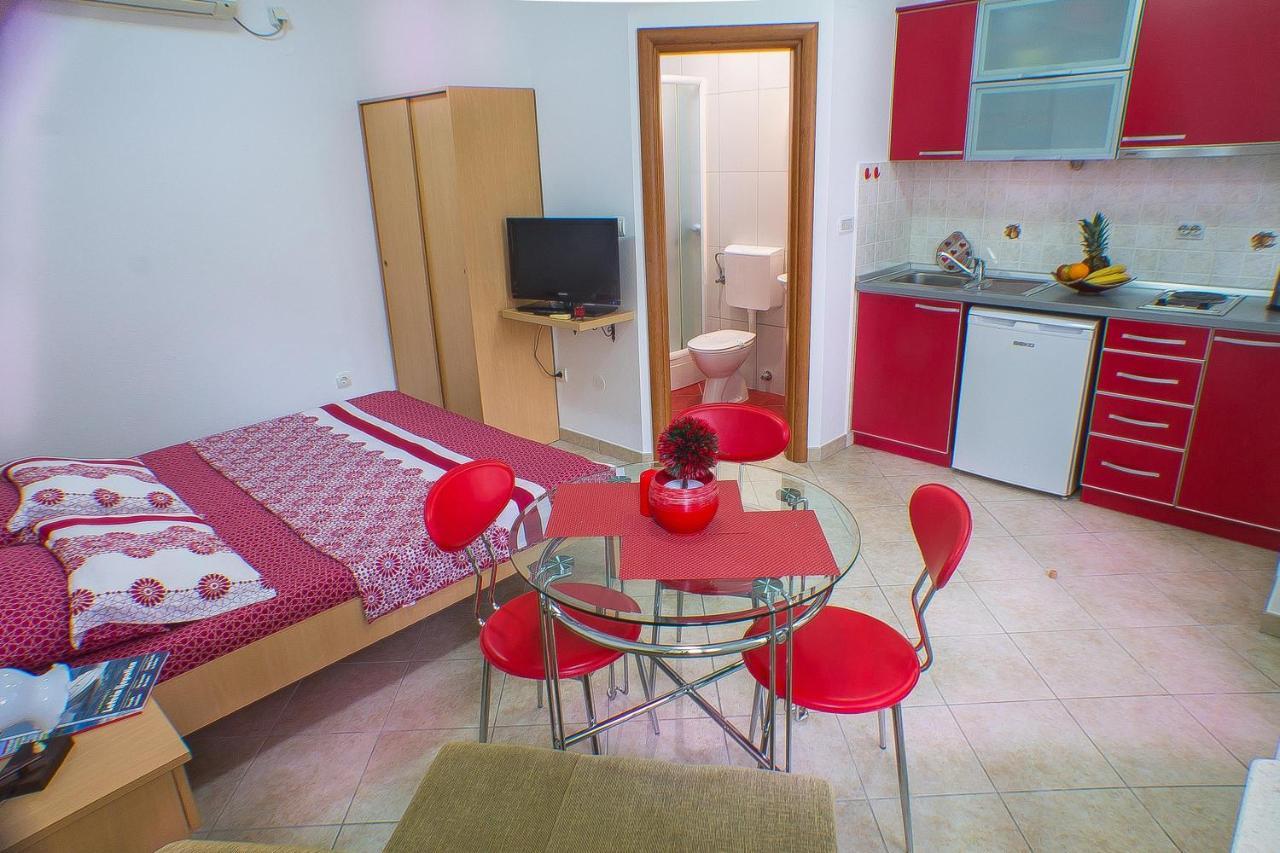 Dmm Apartments Tivat Kültér fotó