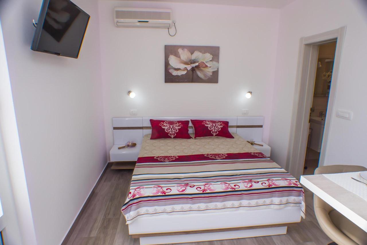 Dmm Apartments Tivat Kültér fotó