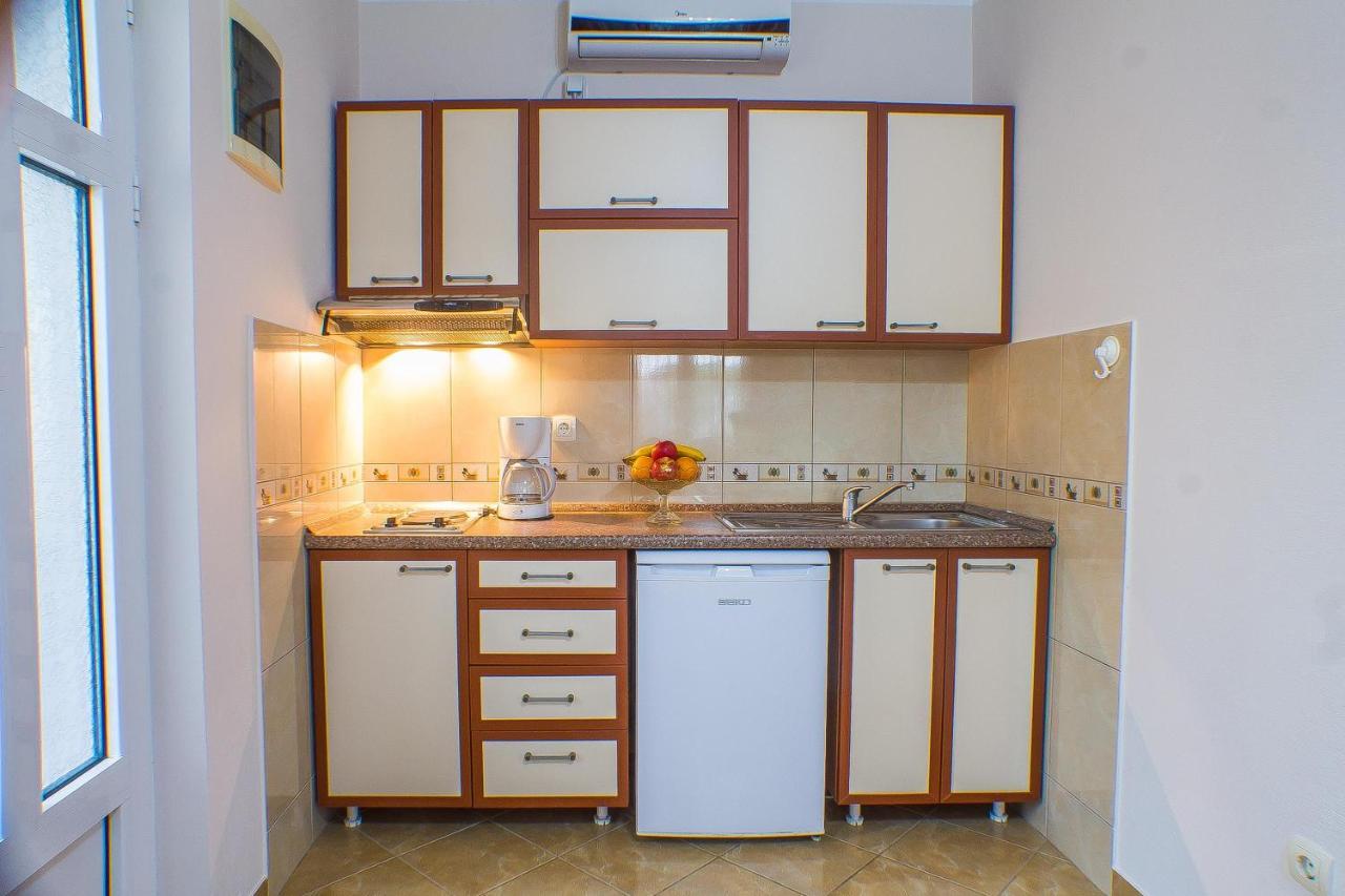 Dmm Apartments Tivat Kültér fotó